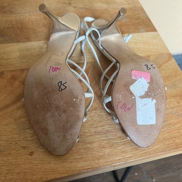 Vintage Delman Cream and Silver Leather Heels 1970’s Sling Back Disco Heels - Picture 7 of 9